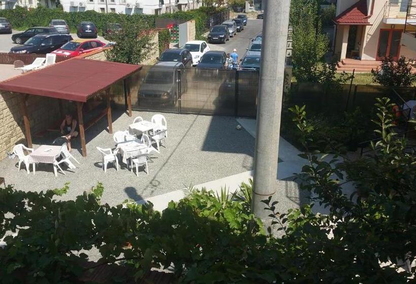 Pensão Vila Orient 2