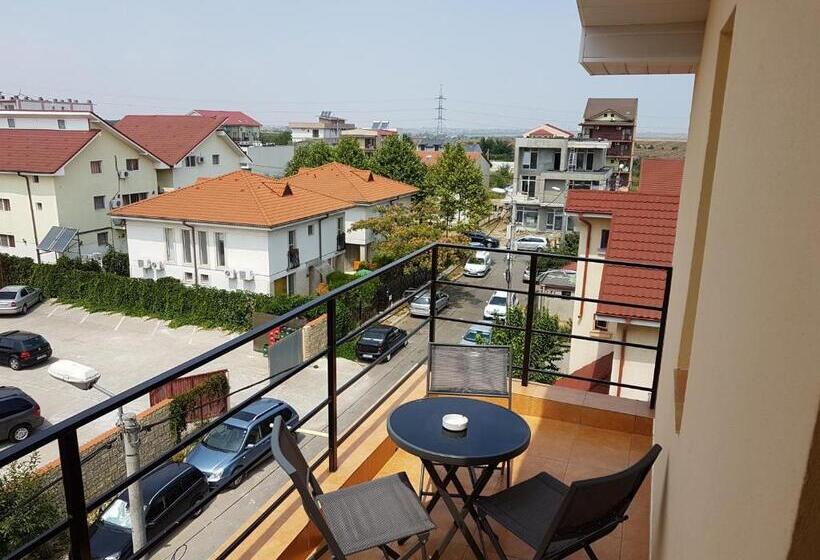 Pensão Vila Orient 2