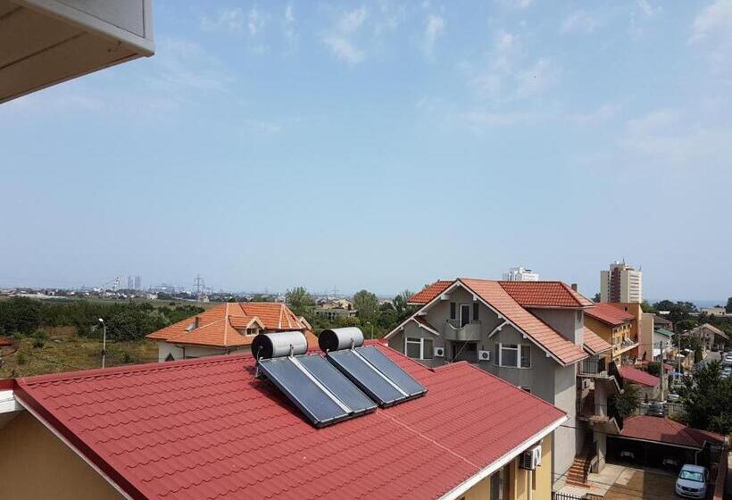 Pensão Vila Orient 2