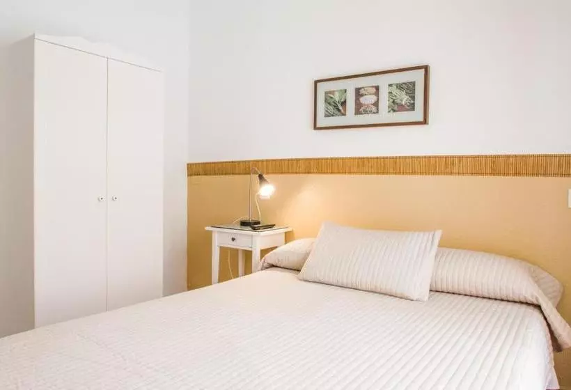 هاستل Hostal Jomarijo
