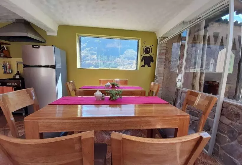 Retkeilymaja Pisac Inca Guest House
