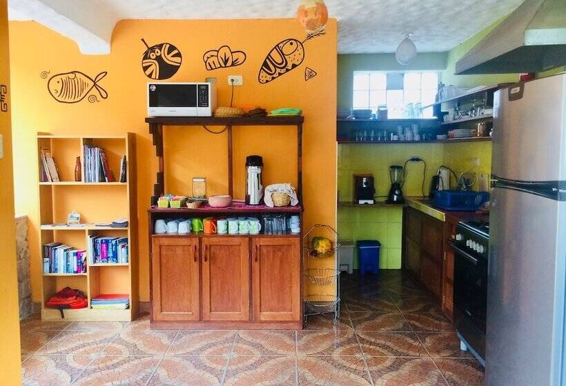 ユースホステル Pisac Inca Guest House