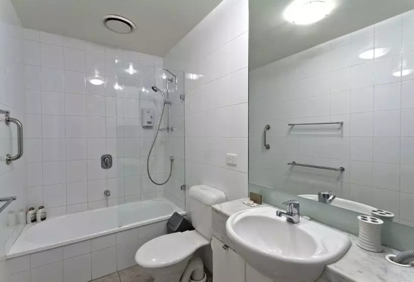 Bayviews Apartment