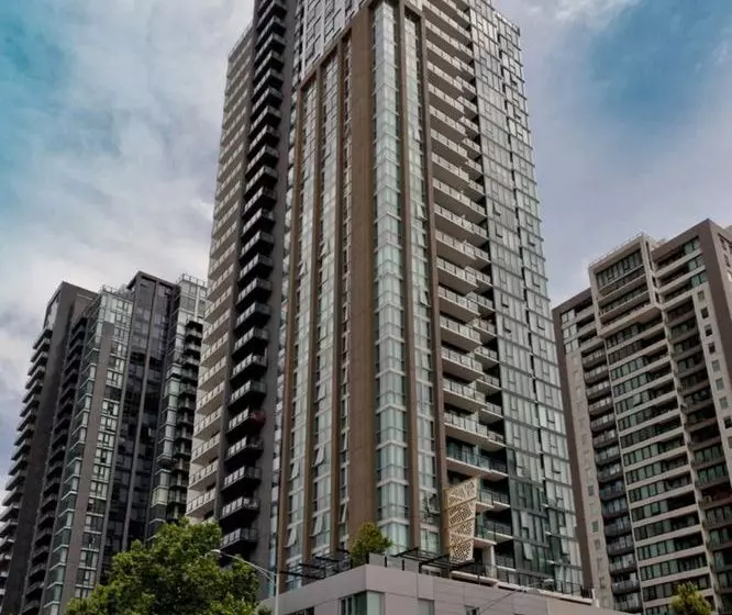Bayviews Apartment
