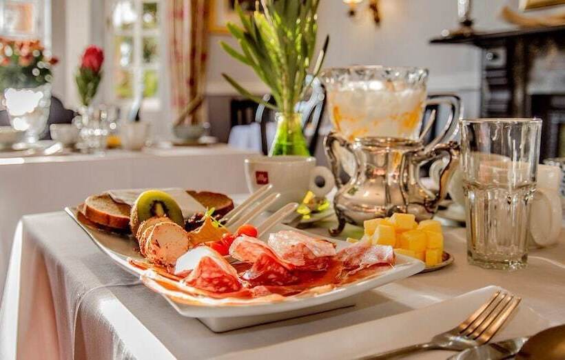 צימר The Villa Rosa Hotel & Self Catering Apartments