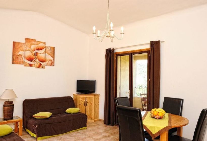 Les Pins De Santa Giulia