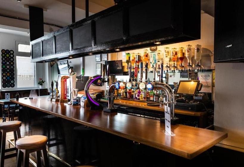 فندق فئة نجمة واحدة The White Hart