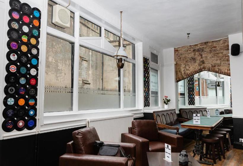 فندق فئة نجمة واحدة The White Hart