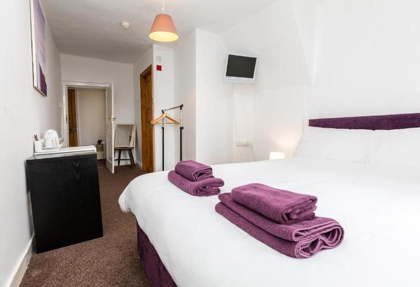 فندق فئة نجمة واحدة The White Hart