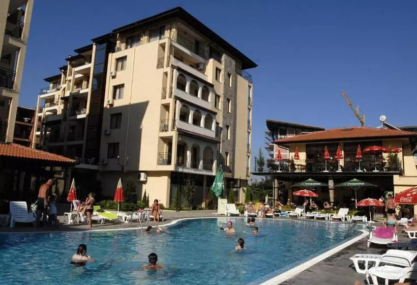 هتل Apartment Tourist Complex Rose Village