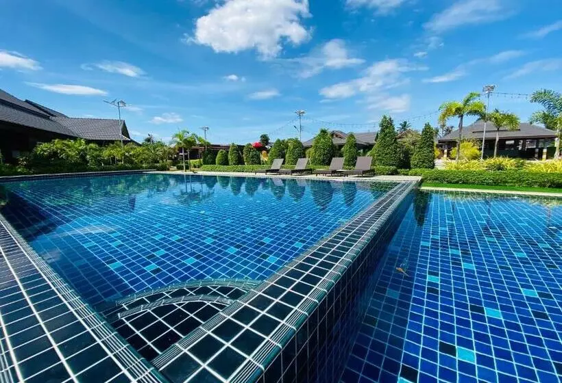 ホテル Benwadee Resort Pattaya