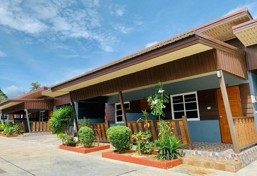 호텔 Benwadee Resort Pattaya