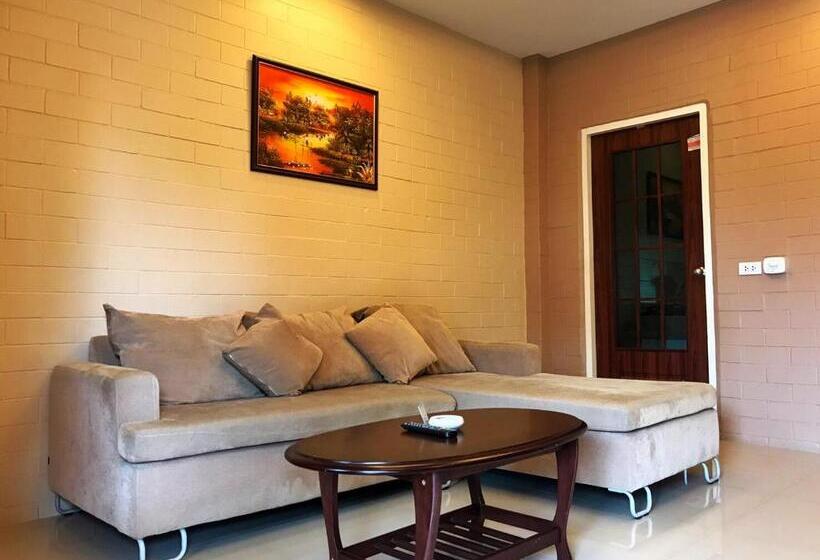 호텔 Benwadee Resort Pattaya