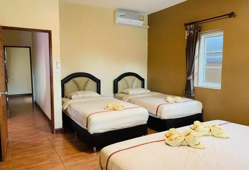 ホテル Benwadee Resort Pattaya