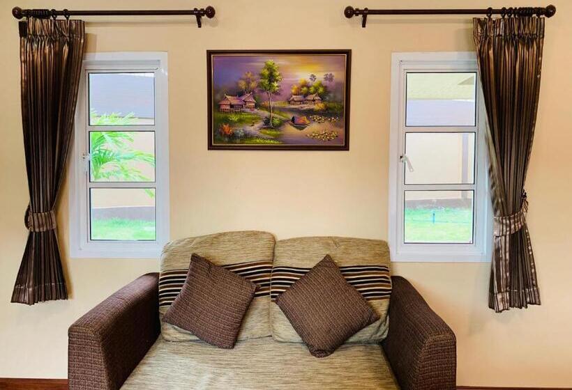 호텔 Benwadee Resort Pattaya