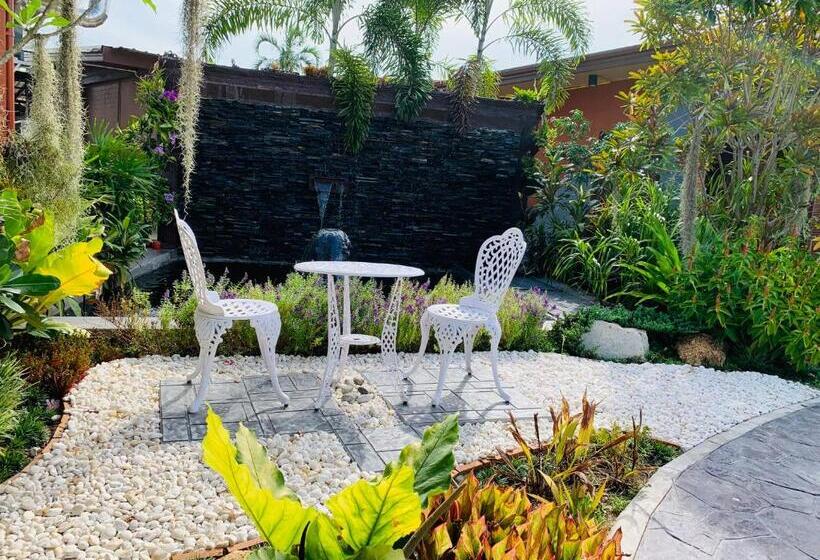 호텔 Benwadee Resort Pattaya