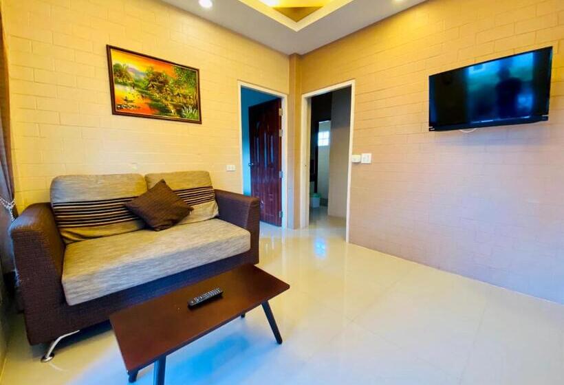 호텔 Benwadee Resort Pattaya