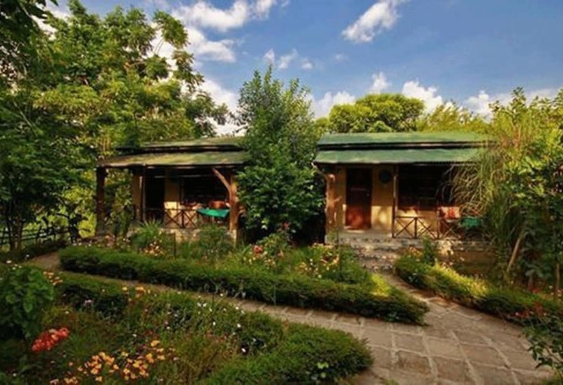 هتل Chitwan Gaida Lodge