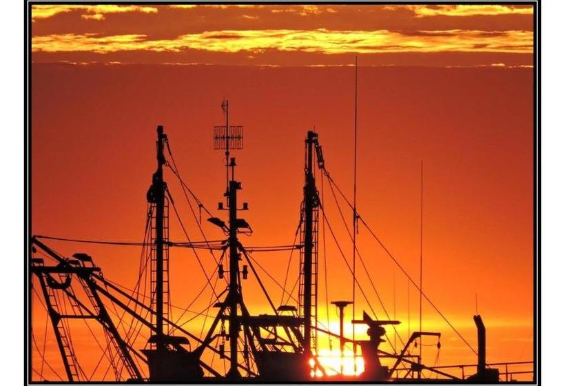 Отель Copper Coast