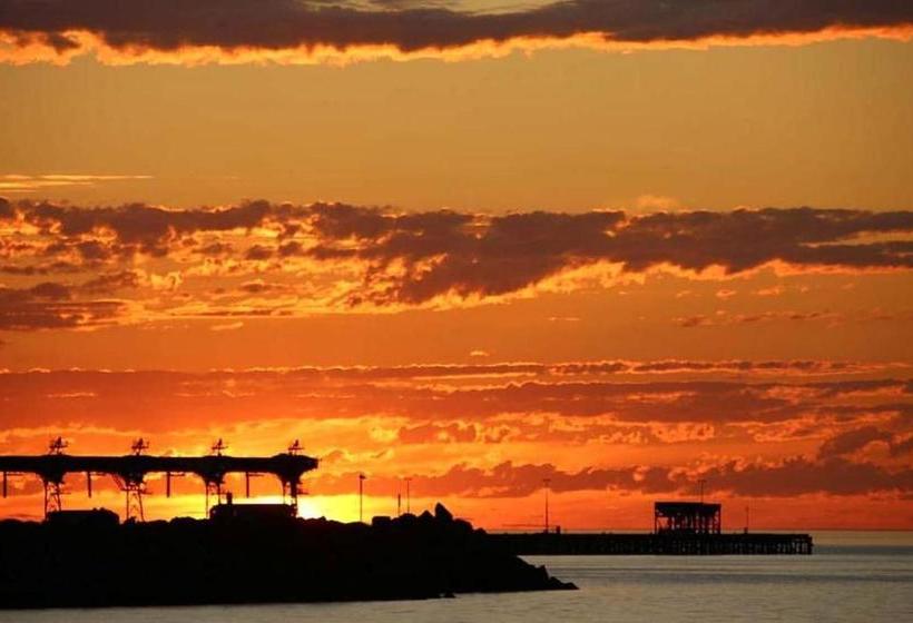 Отель Copper Coast