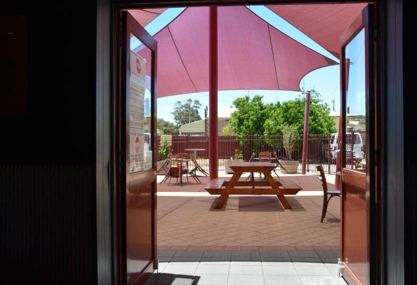 Отель Copper Coast