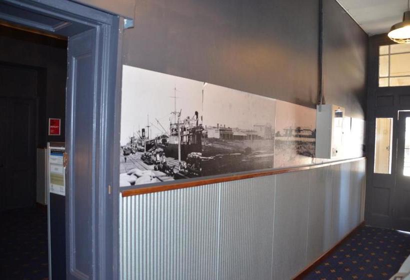 Отель Copper Coast