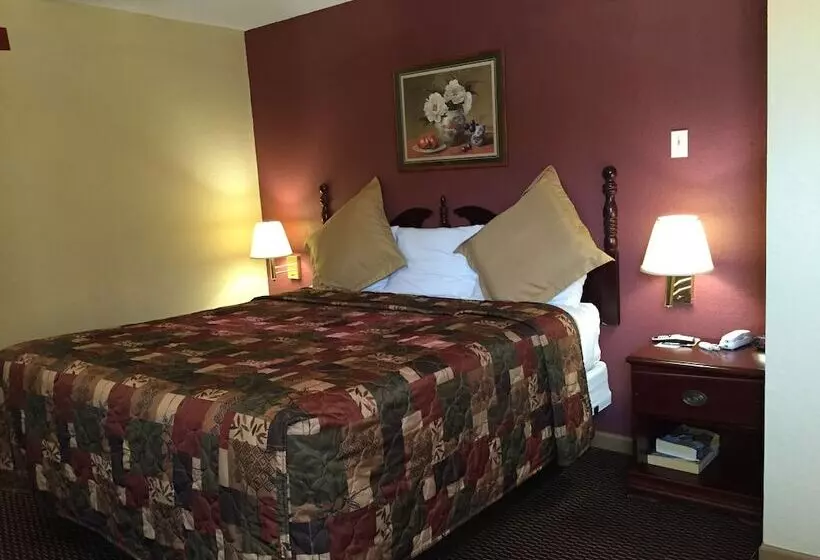 ホテル First Western Inn   Fairmont City
