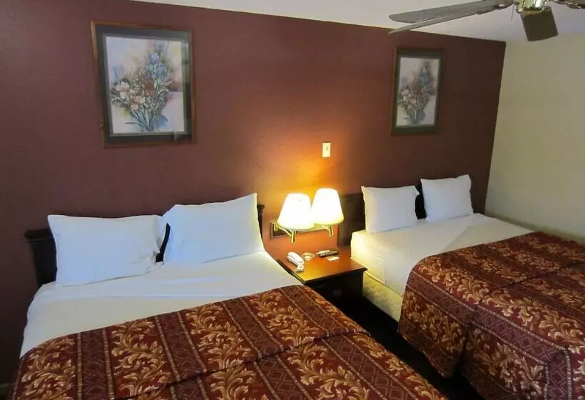 ホテル First Western Inn   Fairmont City