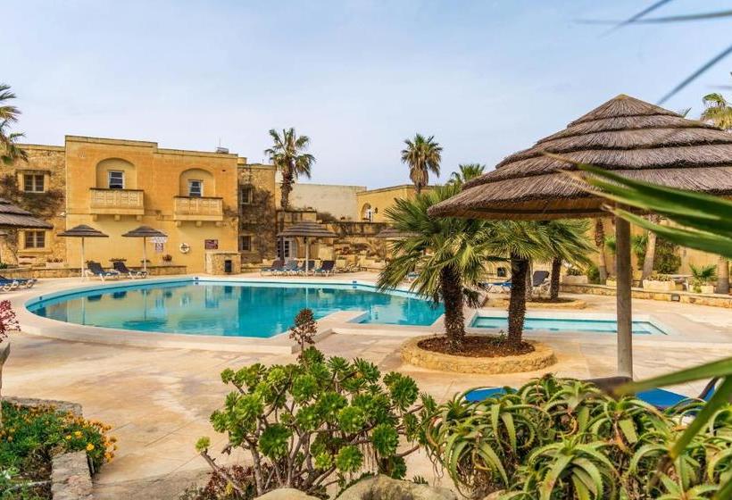 هتل Gozo Village Holidays