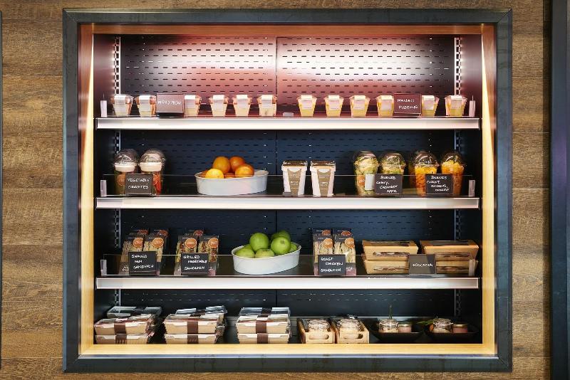 Отель Moxy Frankfurt Airport