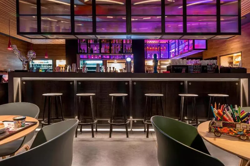 Hotelli Moxy Frankfurt Airport