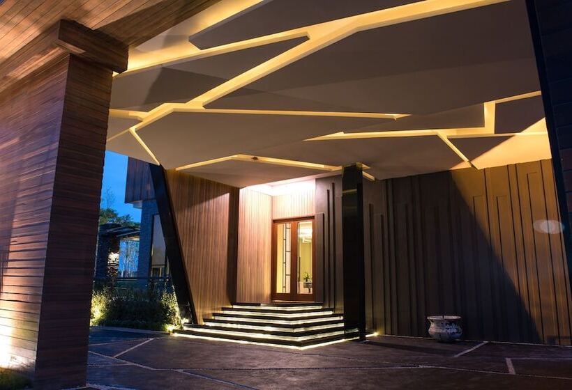 בית מלון כפרי North Hill City Resort Sha Extra Plus