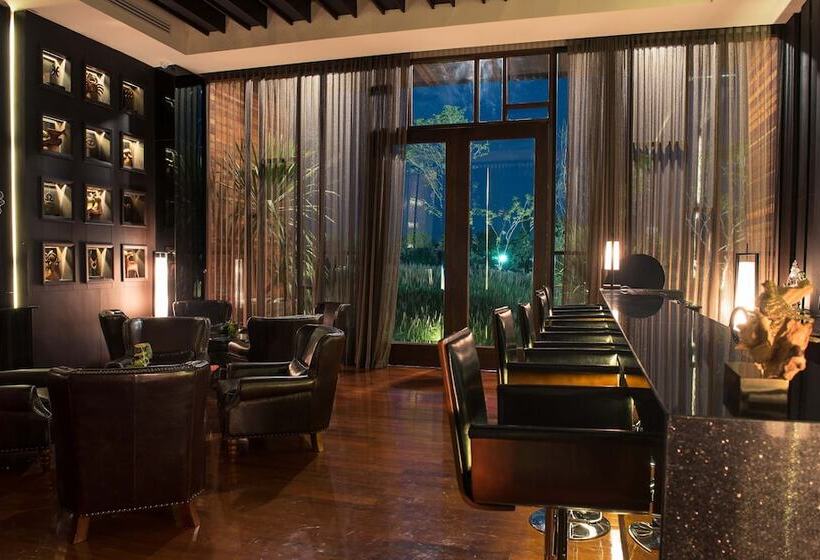 בית מלון כפרי North Hill City Resort Sha Extra Plus