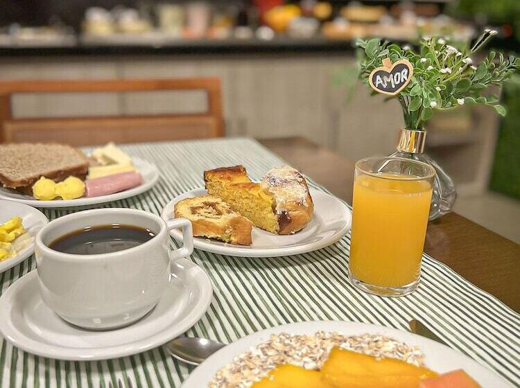 هتل Pousada Viena