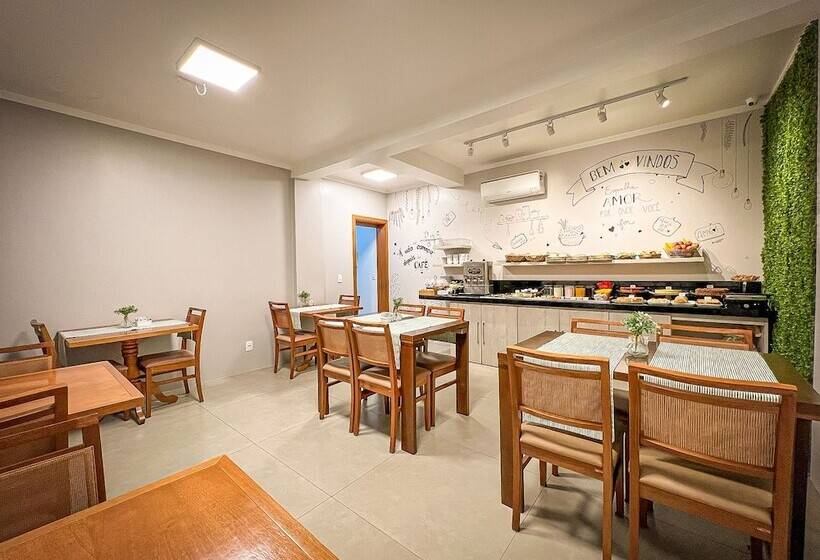 هتل Pousada Viena