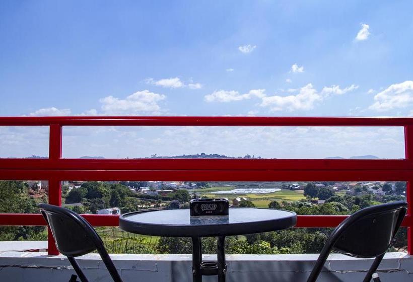 هتل Le Savanna Cafe