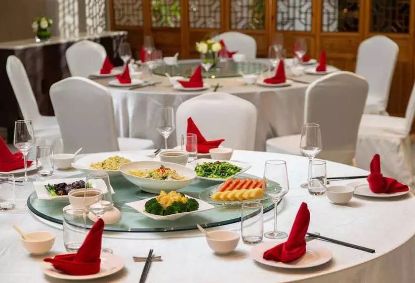 ホテル Doubletree By Hilton Shanghai Hongqiao