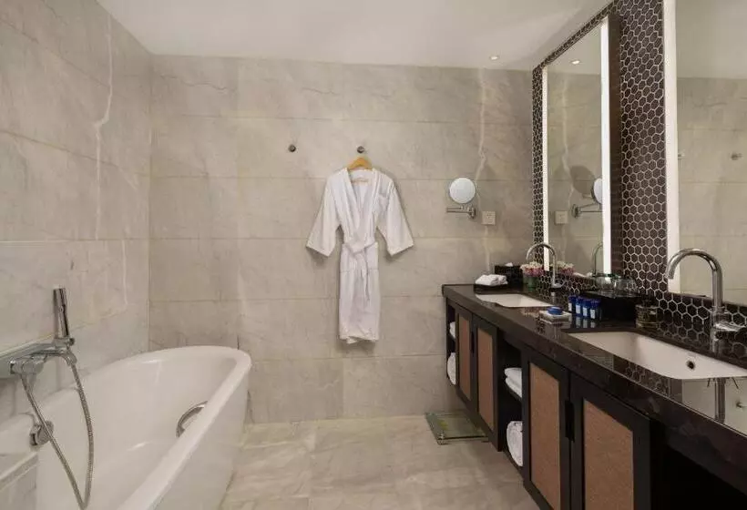 ホテル Doubletree By Hilton Shanghai Hongqiao