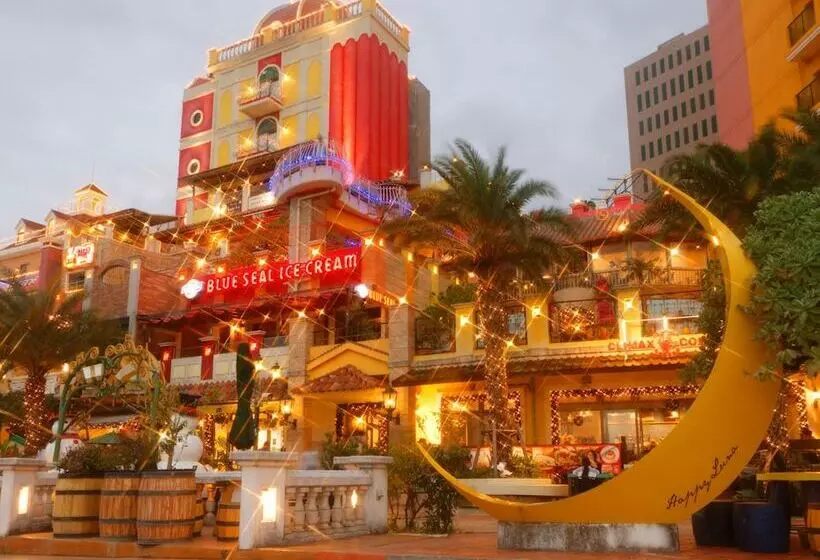 هتل Toyoko Inn Okinawa Naha Kokusai-dori Miebashi-eki