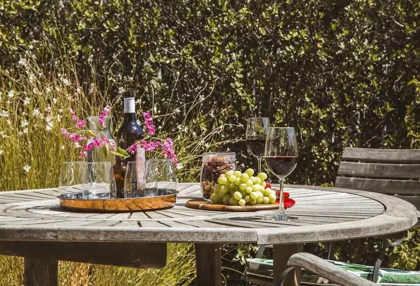 Mataro Cottage