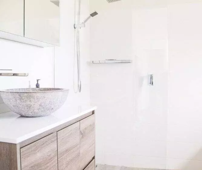 Mataro Cottage