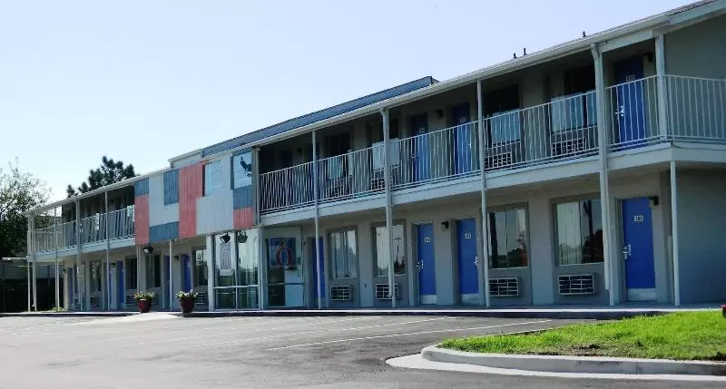 Motel 6oklahoma City, Ok  Airport East
