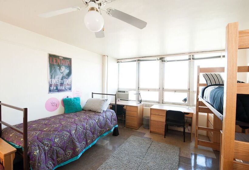 New York City Summer Dorms   Hostel