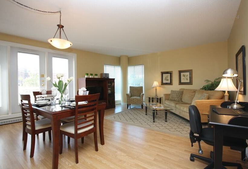 Premiere Suites Moncton