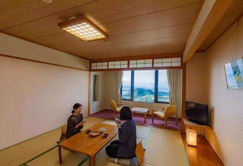 Ryokan Kyukamura Sanukigoshikidai