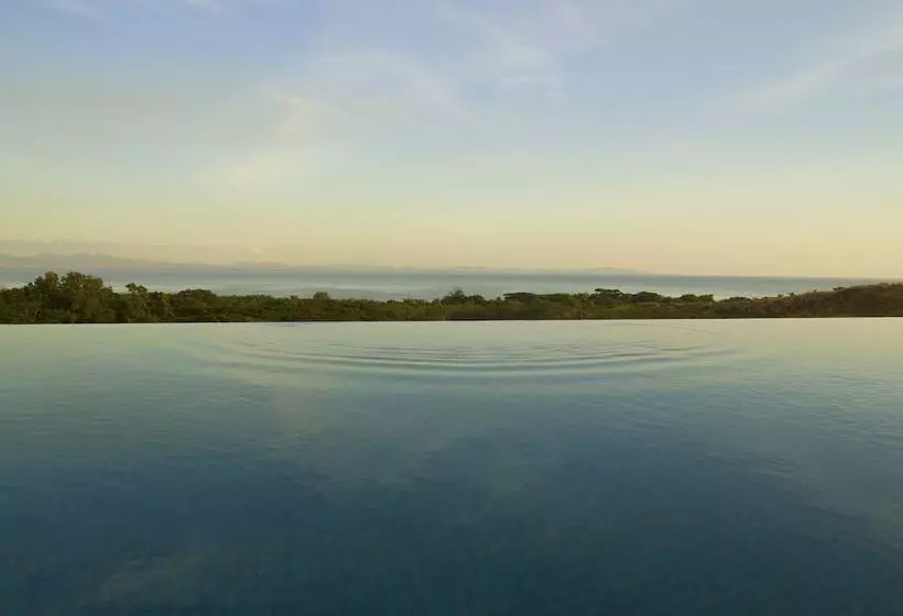 Sapphire Bay Fiji