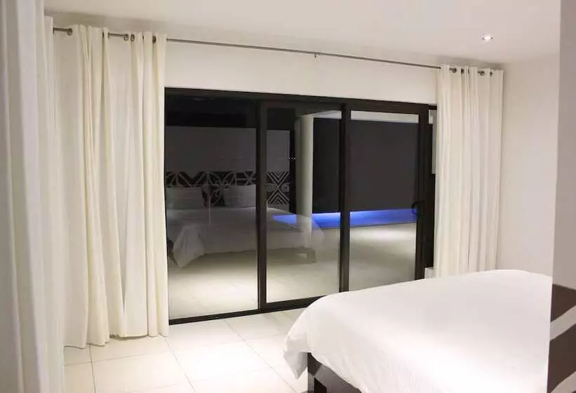 Sapphire Bay Fiji