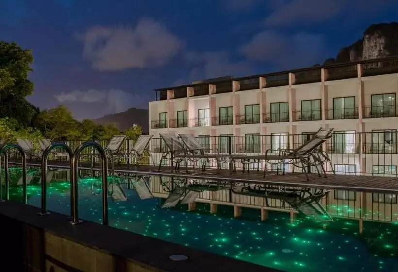 استراحتگاه Sugar Marina Hotel Cliffhanger Aonang