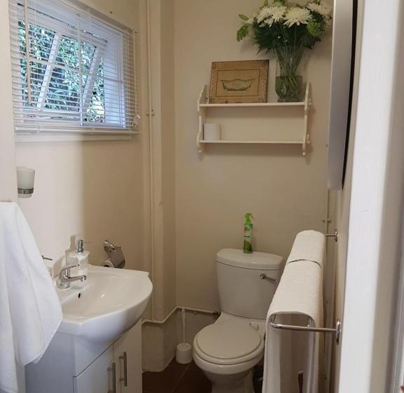 Apartment 7 On Oakleigh