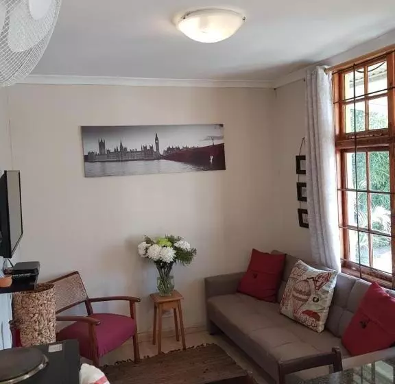 Apartment 7 On Oakleigh